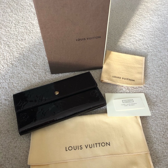 Louis Vuitton Sarah Vernis Amarante Wallet! - Picture 2 of 8